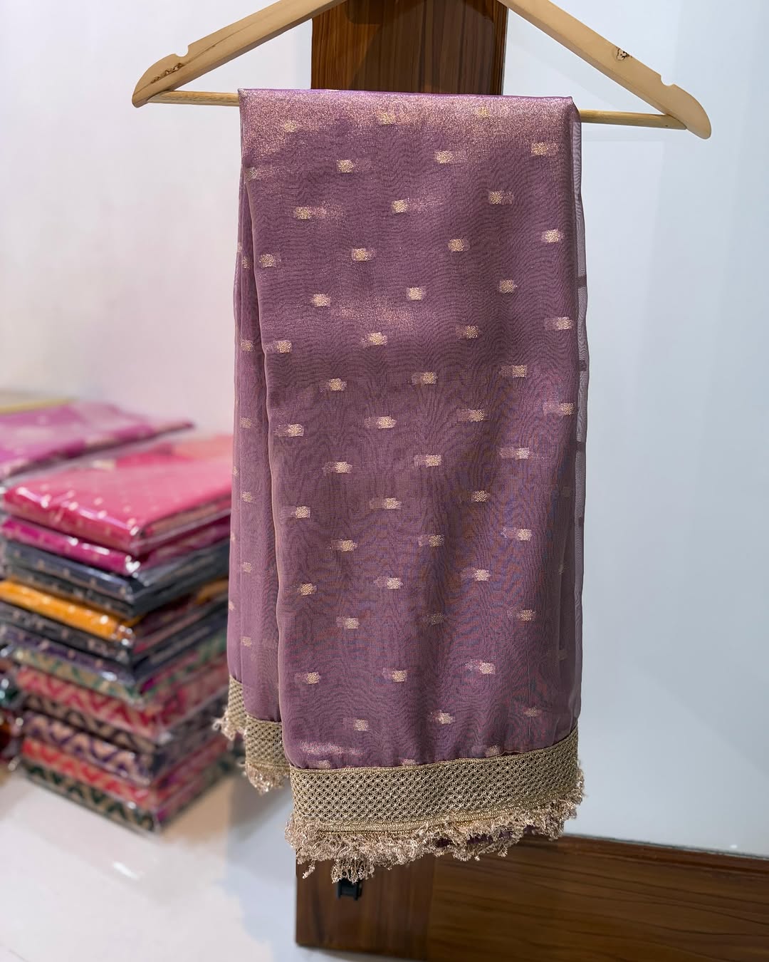 Banarasi Chunri Buti Tissue Silk Saree with Zari Lace Border