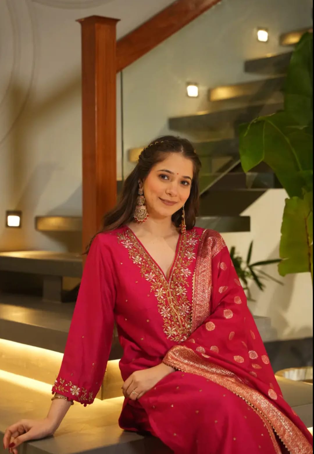 Noor Handcrafted Dola Silk Suit Set in Crimson Rose