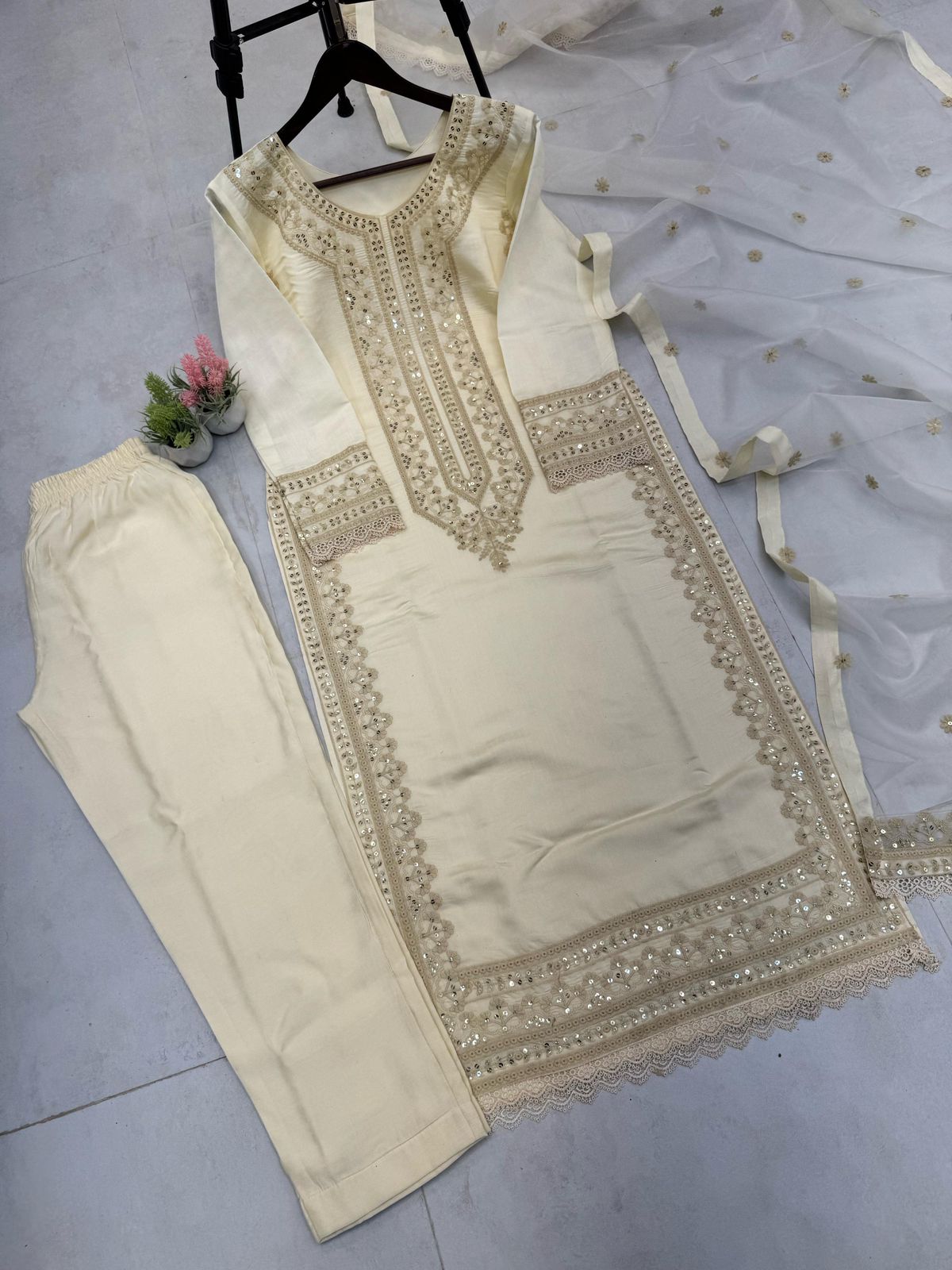 Zahra Sequin Embroidered Roman Silk Suit Set with Dupatta – EID Luxe Edit