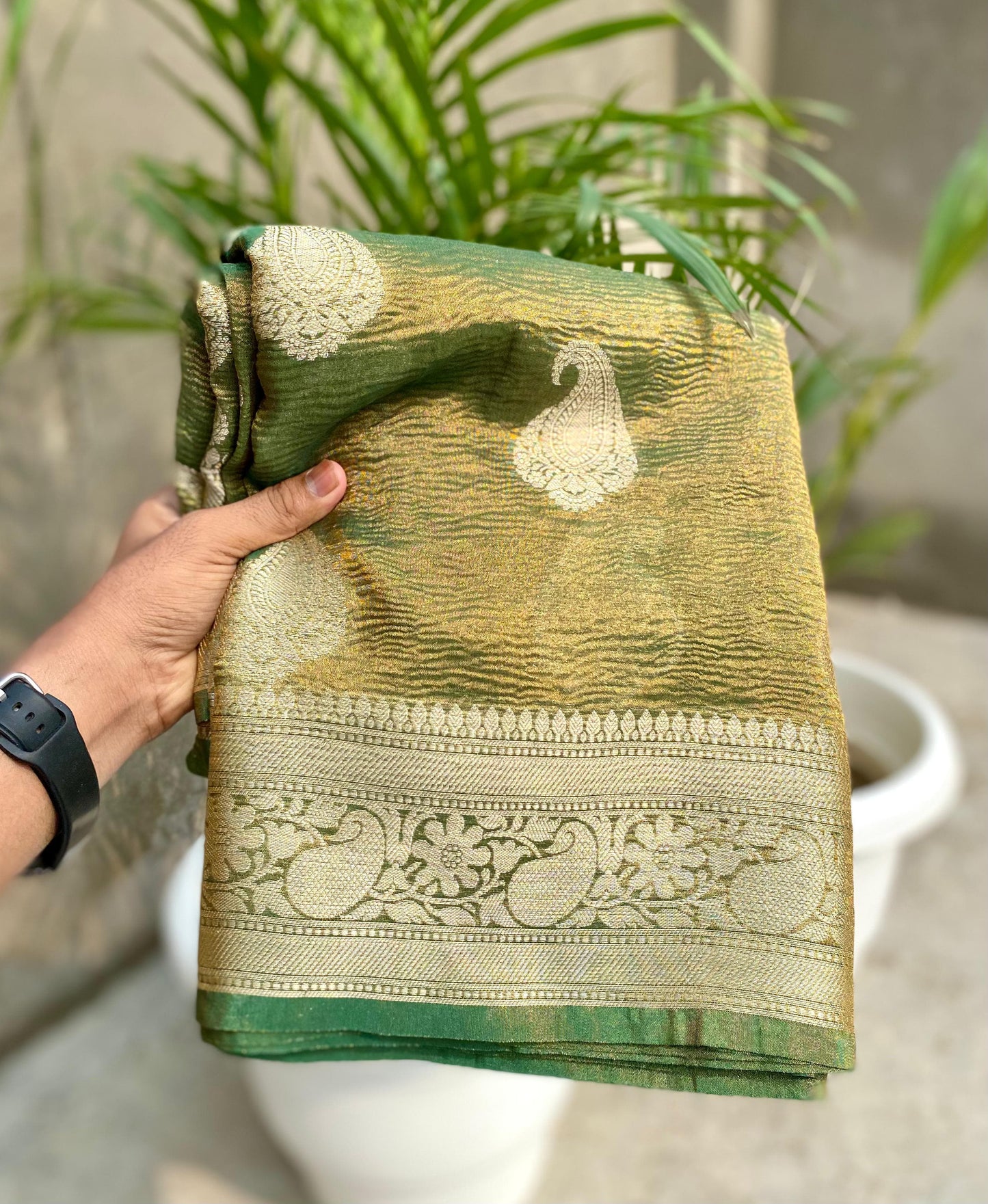 Ruhani Banarasi Crushed Tissue Silk Saree with Brocade Blouse