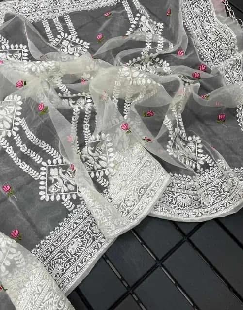Gulnoor – Off-White Chikankari Silk Organza Saree with Tassels & Contrast Blouse